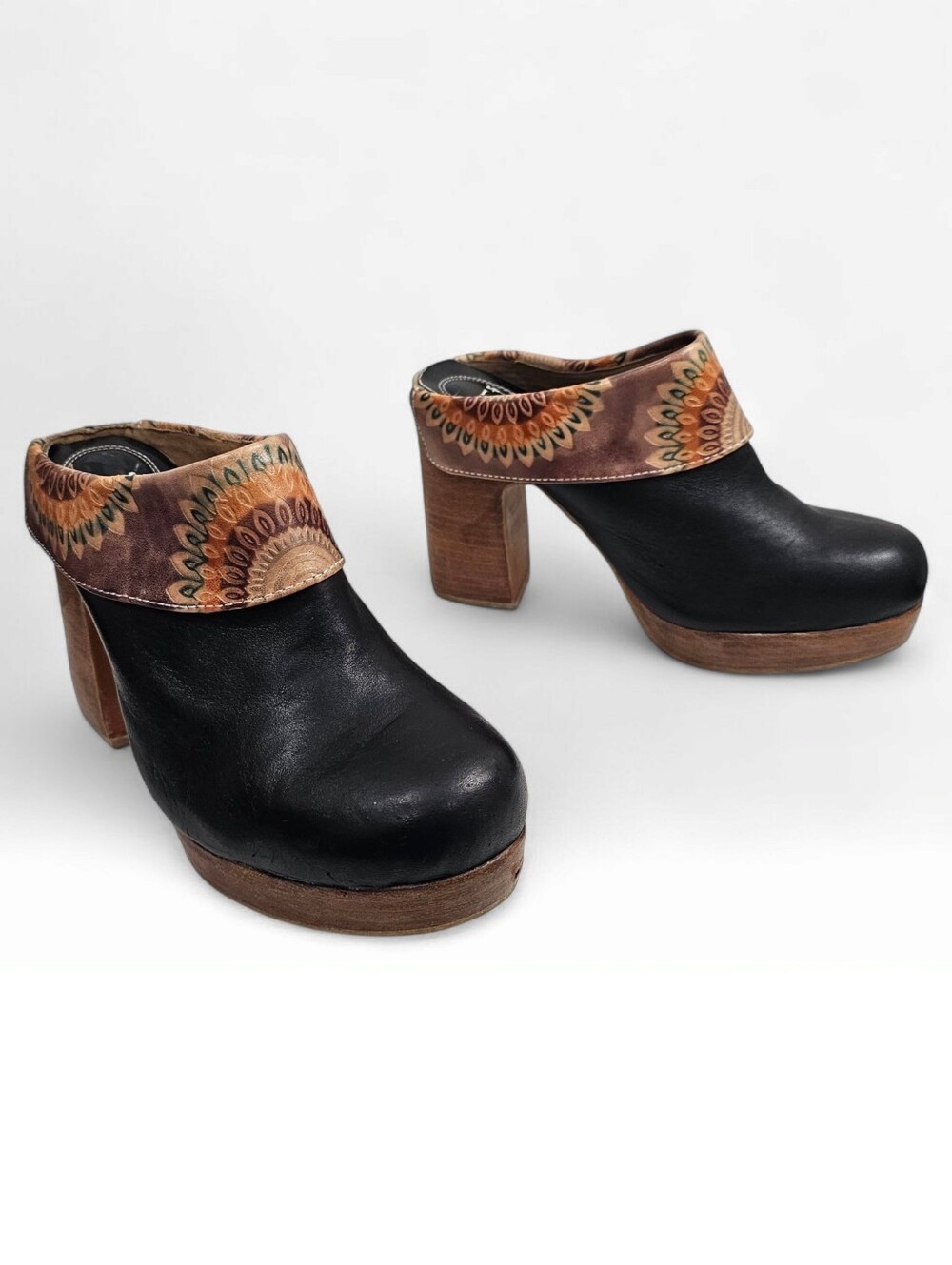 L'ARTISTE Spring Step Ursula Black Leather Boho Wooden Heeled Clogs 38/7.5-8M
